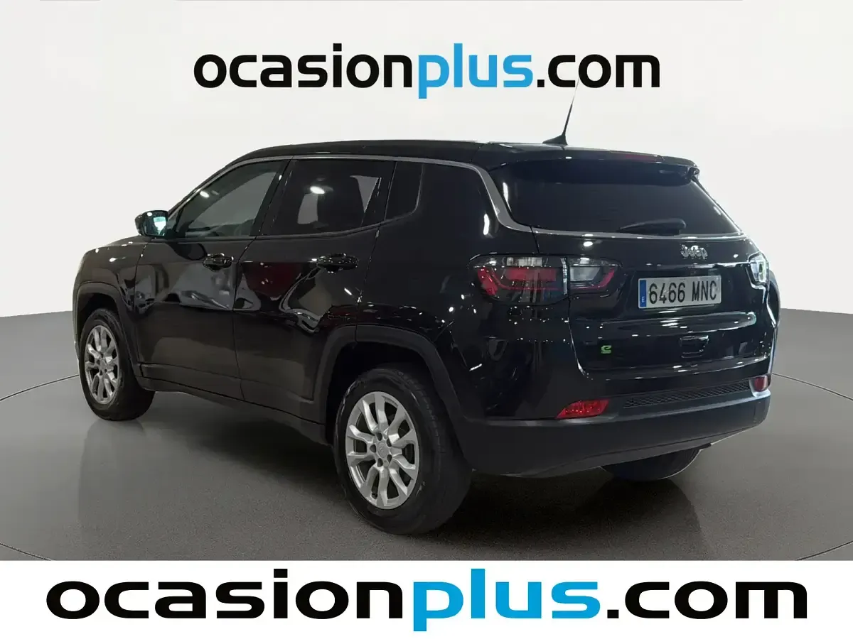Usado Jeep Compass Longitude 130 CV (95 kW) 2024 Negro SUV