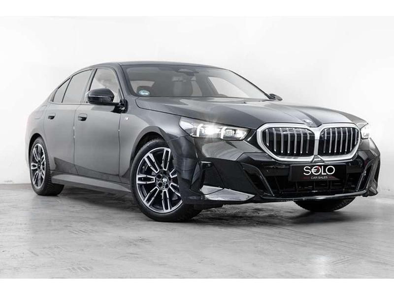 Negro Usado 2025 BMW 520 Comfort Edition Berlina | 56.300 € (Precio justo) - Imagen 1/4