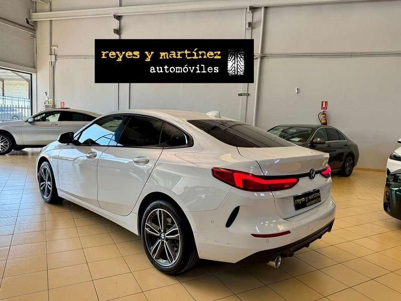 Usado BMW 218 Comfort Edition 150 CV (110 kW) 2024 Blanco Coupe