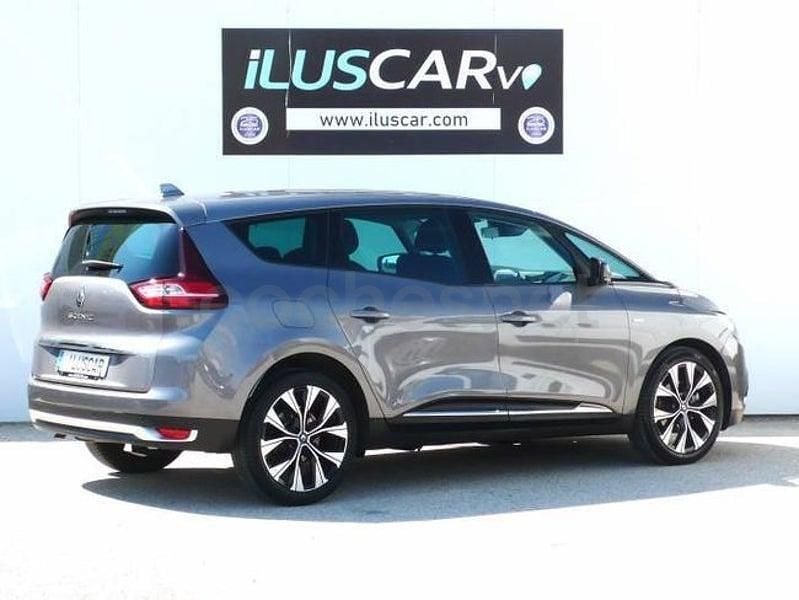 Usado Renault Grand Scénic IV LIMITED 140 CV (102 kW) 2021 Gris / plata Monovolumen