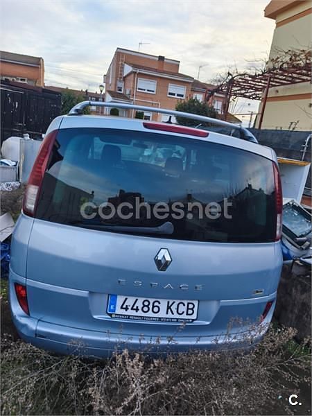 Usado Renault Espace Dynamique 170 CV (125 kW) 2008 Gris / plata Monovolumen
