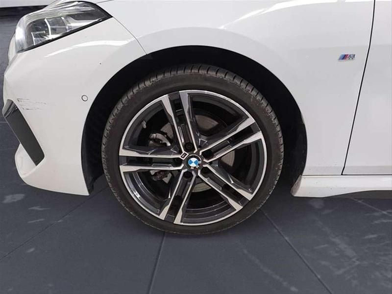 Usado BMW 218 Comfort Edition 150 CV (110 kW) 2022 Blanco Coupe