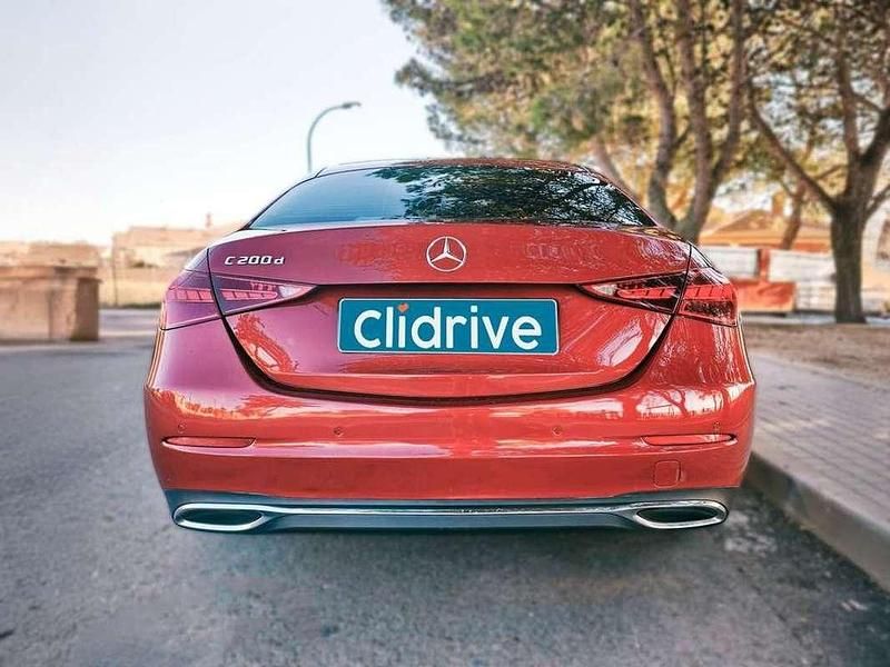 Usado Mercedes C200 163 CV (119 kW) 2023 Rojo Berlina