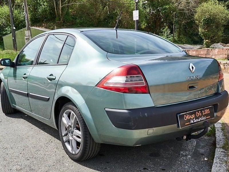 Usado Renault Mégane II Expression 105 CV (77 kW) 2005 Verde Berlina