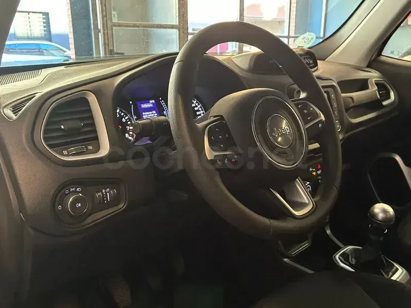 Usado Jeep Renegade Sport 120 CV (88 kW) 2019 Blanco SUV