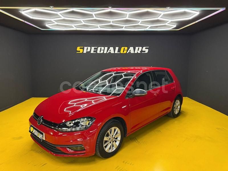 Rojo Usado 2018 VW Golf VII Business Berlina | 17.990 € (Precio justo) - Imagen 1/4