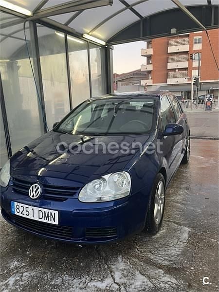 Usado VW Golf IV Highline 105 CV (77 kW) 2005 Azul Berlina
