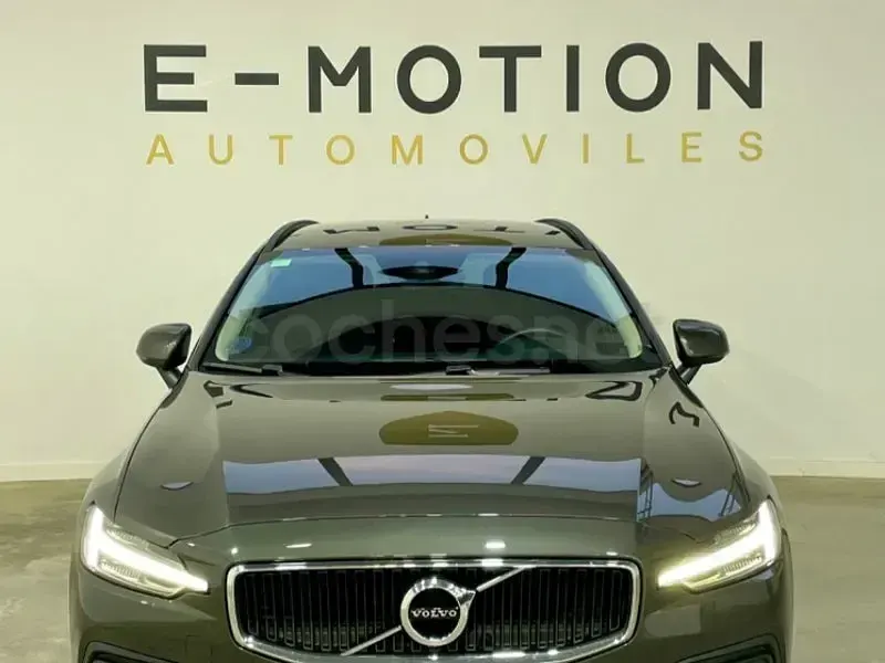 Usado Volvo V60 Ultimate 197 CV (144 kW) 2022 Gris / plata Familiar