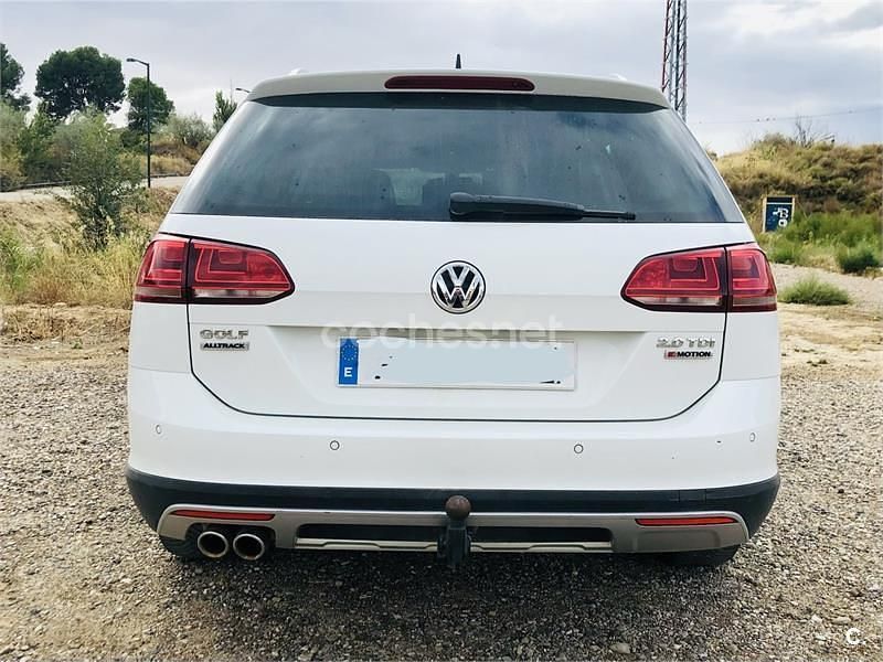Usado VW Golf Alltrack 150 CV (110 kW) 2017 Blanco Familiar