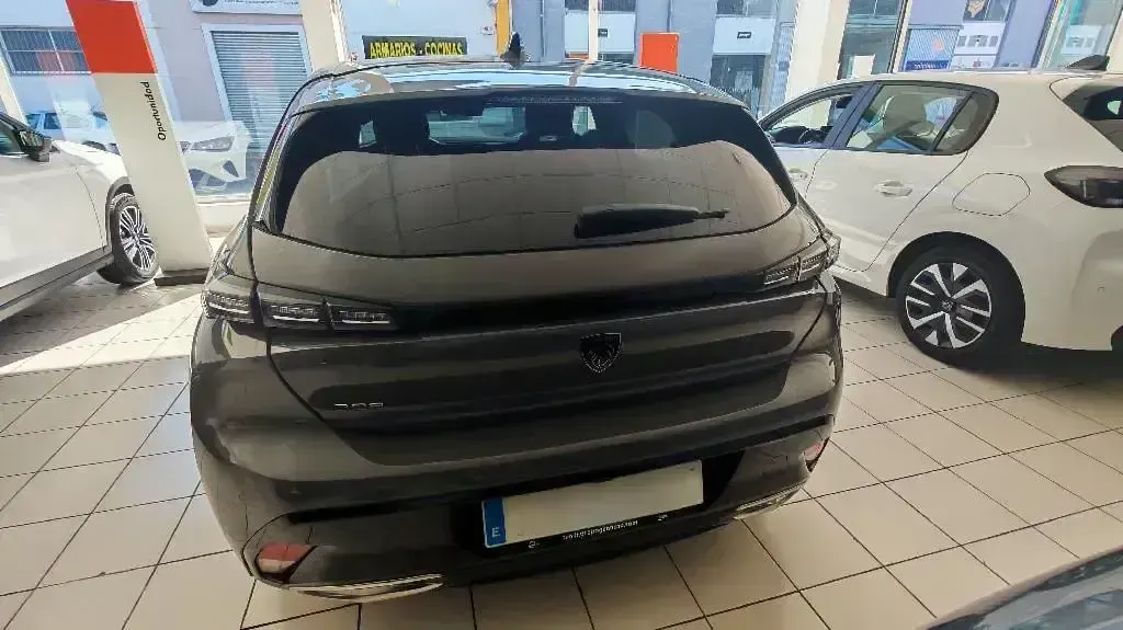 Usado Peugeot 308 Allure 130 CV (95 kW) 2024 Otro Berlina
