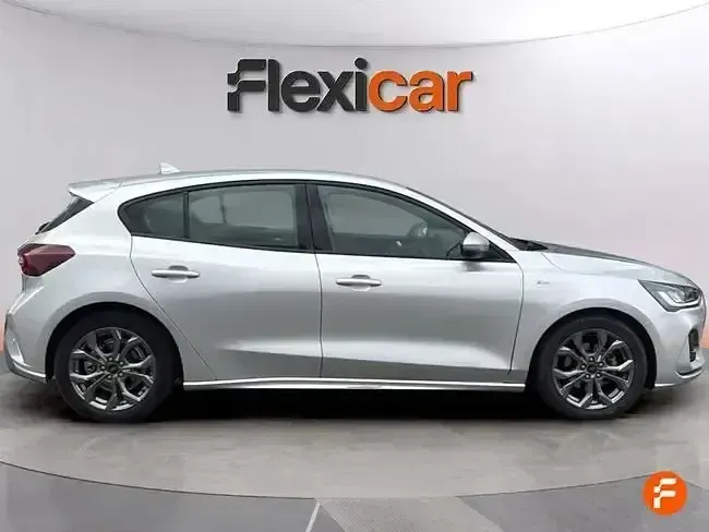 Usado Ford Focus ST-Line 125 CV (91 kW) 2023 Gris
