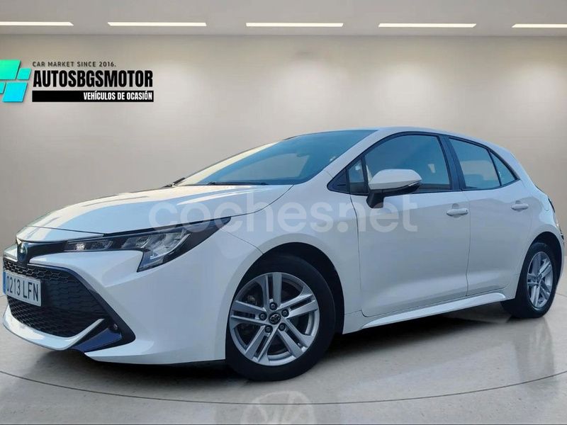 Blanco Usado 2020 Toyota Corolla Active Berlina | 21.990 € (Un poco caro) - Imagen 1/4