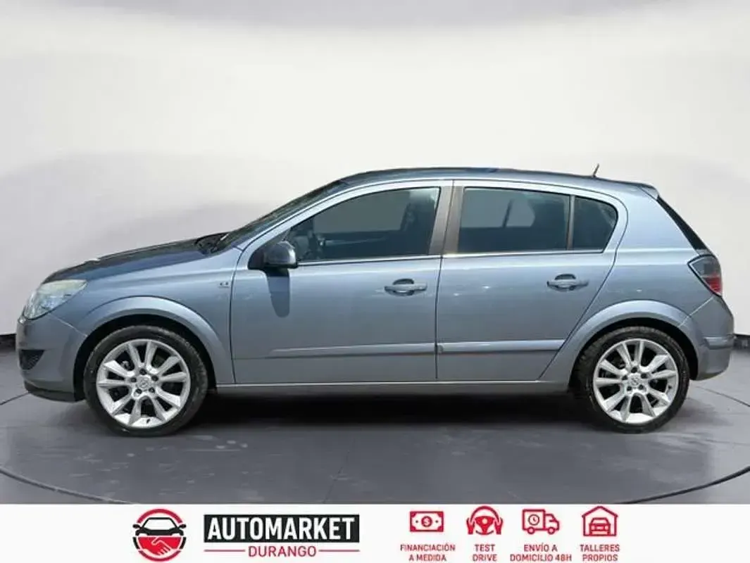 Usado Opel Astra Cosmo 140 CV (102 kW) 2007 Gris Familiar