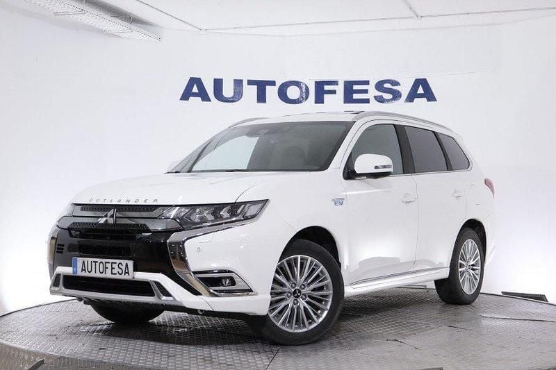Blanco Usado 2020 Mitsubishi Outlander P-HEV SUV | 21.850 € (Precio justo) - Imagen 1/4