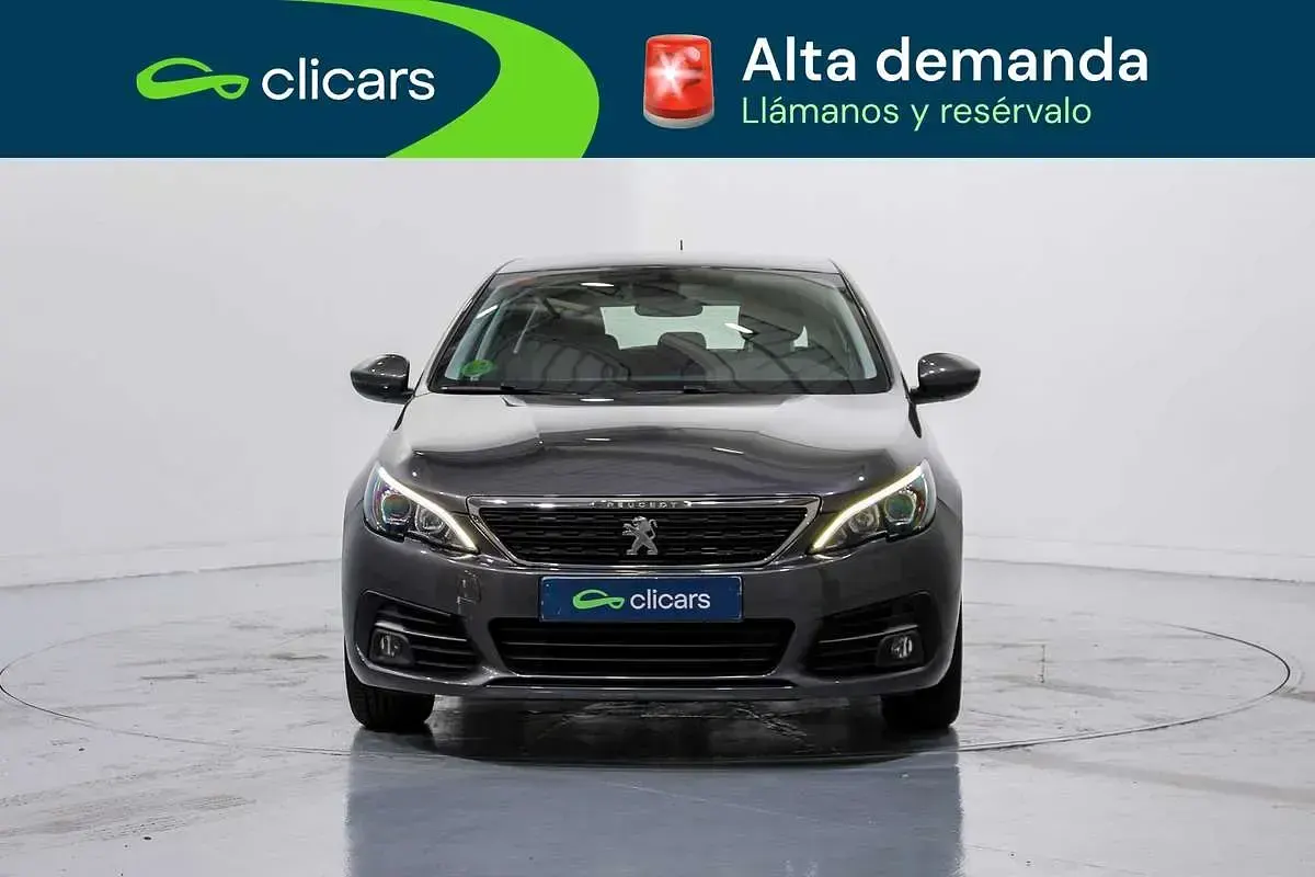 Usado Peugeot 308 Active 110 CV (80 kW) 2021 Gris Utilitario