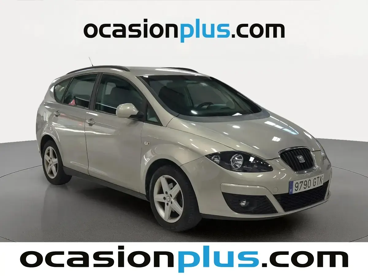 Usado Seat Altea Reference 102 CV (75 kW) 2010 Beige Monovolumen