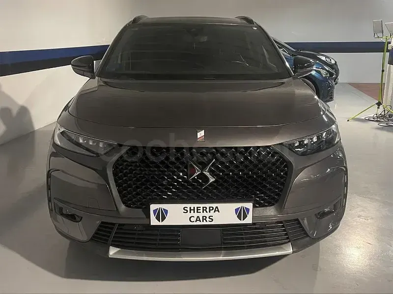 Usado DS Automobiles DS7 Crossback Performance 225 CV (165 kW) 2022 Gris / plata SUV