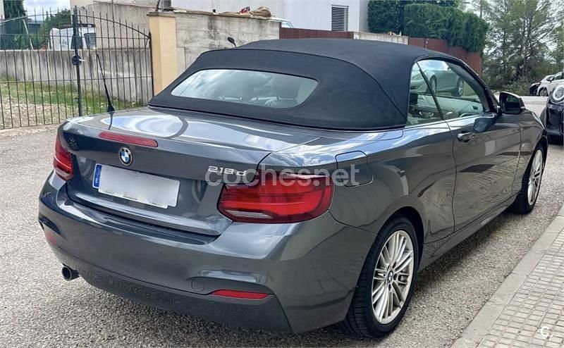 Usado BMW 218 Comfort Edition 150 CV (110 kW) 2019 Gris / plata Descapotable