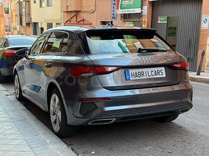 Usado Audi A3 S-Line 204 CV (150 kW) 2021 Gris / plata Berlina