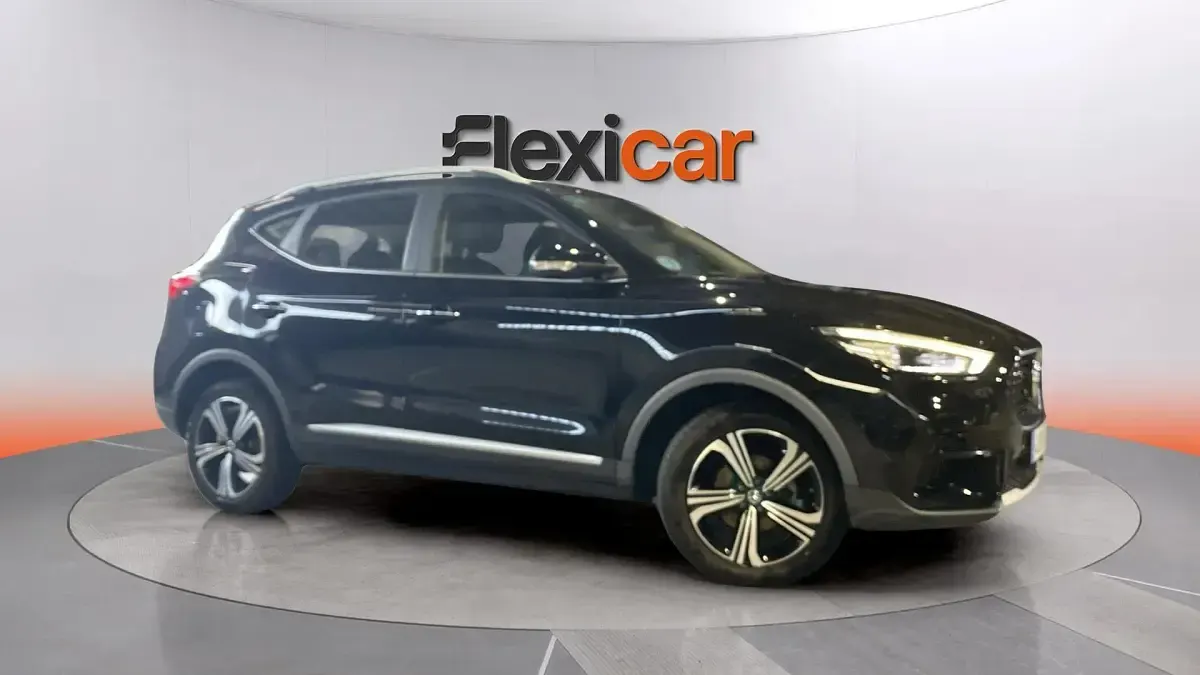 Usado MG ZS Comfort 106 CV (77 kW) 2022 Negro SUV