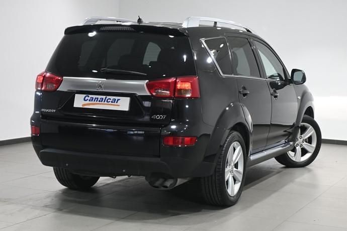 Usado Peugeot 4007 Sport 156 CV (114 kW) 2009 Negro SUV