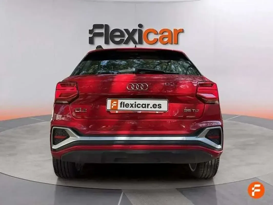 Usado Audi Q2 Premium 150 CV (110 kW) 2024 Rojo SUV