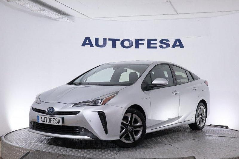 Usado Toyota Prius 136 CV (100 kW) 2021 Plateado Berlina