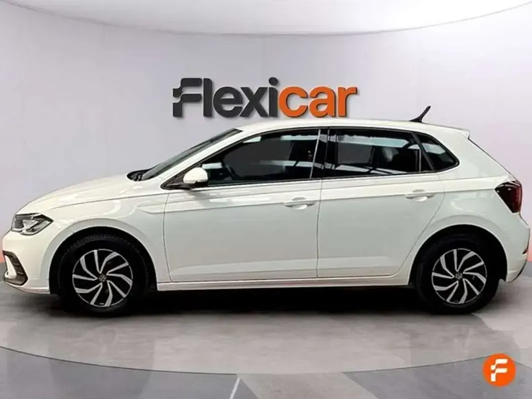 Usado VW Polo Life 95 CV (69 kW) 2021 Blanco Utilitario