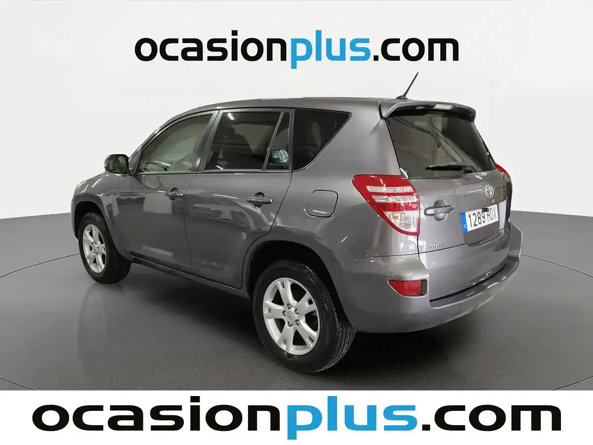 Usado Toyota RAV4 Executive 150 CV (110 kW) 2011 Gris SUV