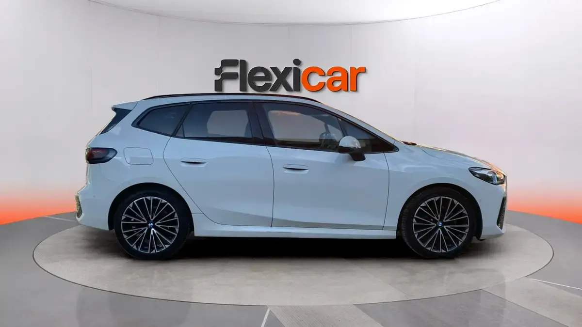 Usado BMW 218 Active Tourer M Sport 136 CV (100 kW) 2024 Blanco Monovolumen