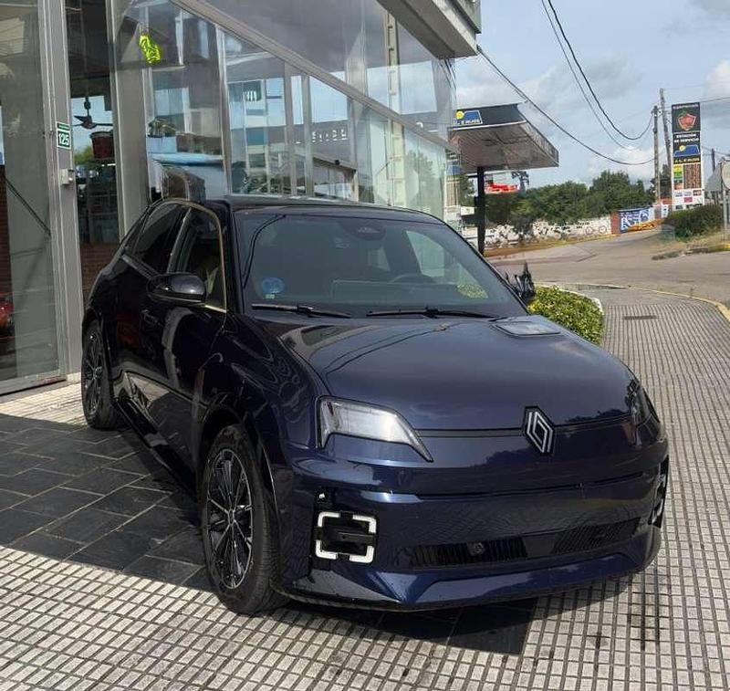 Usado Renault Megane E-Tech Iconic 110 kW (150 CV) 2025 Utilitario