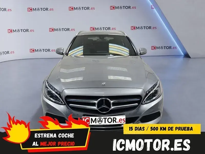 Usado Mercedes C350e Avantgarde 279 CV (205 kW) 2016 Gris / plata Familiar