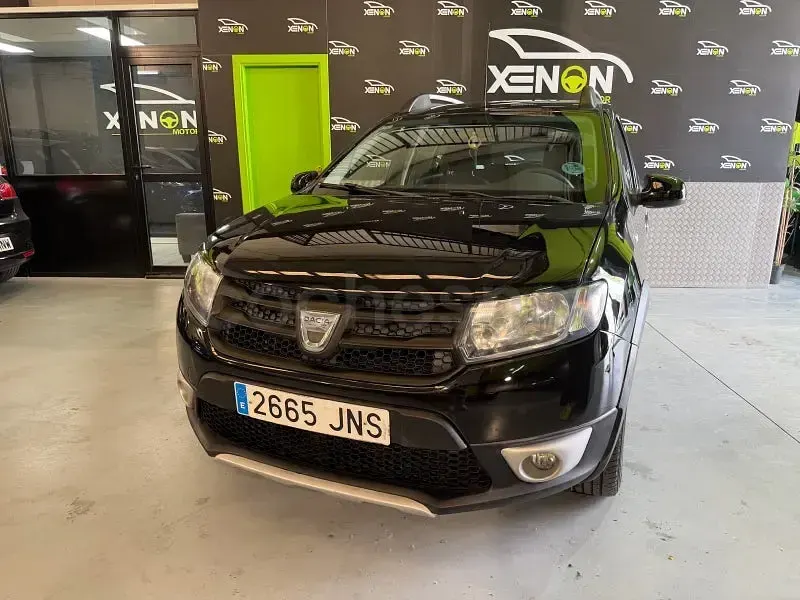 Usado Dacia Sandero Stepway 90 CV (66 kW) 2016 Negro Berlina