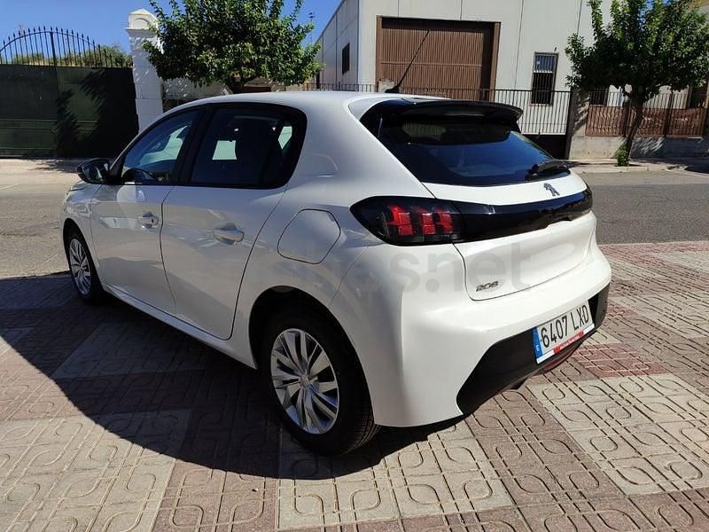 Usado Peugeot 208 Active 100 CV (73 kW) 2022 Blanco Utilitario