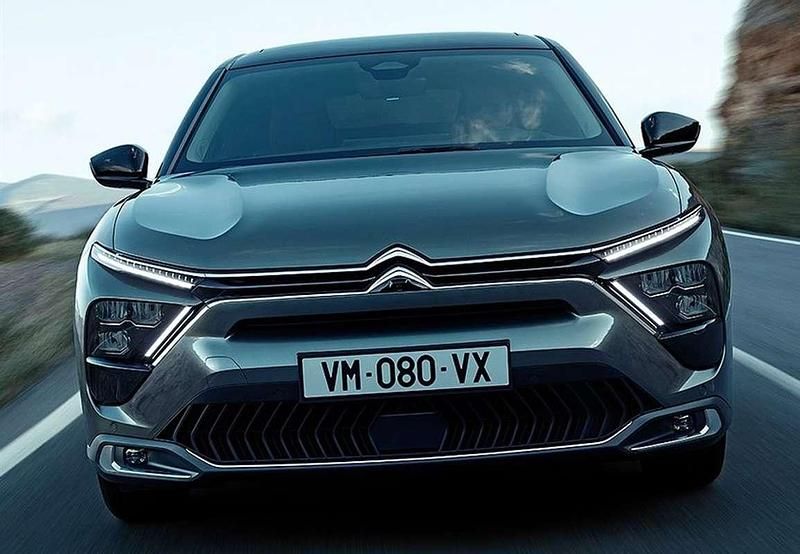 Usado Citroën C5 Business Class 114 HP (83 kW) 2015 Cinzento Sedan