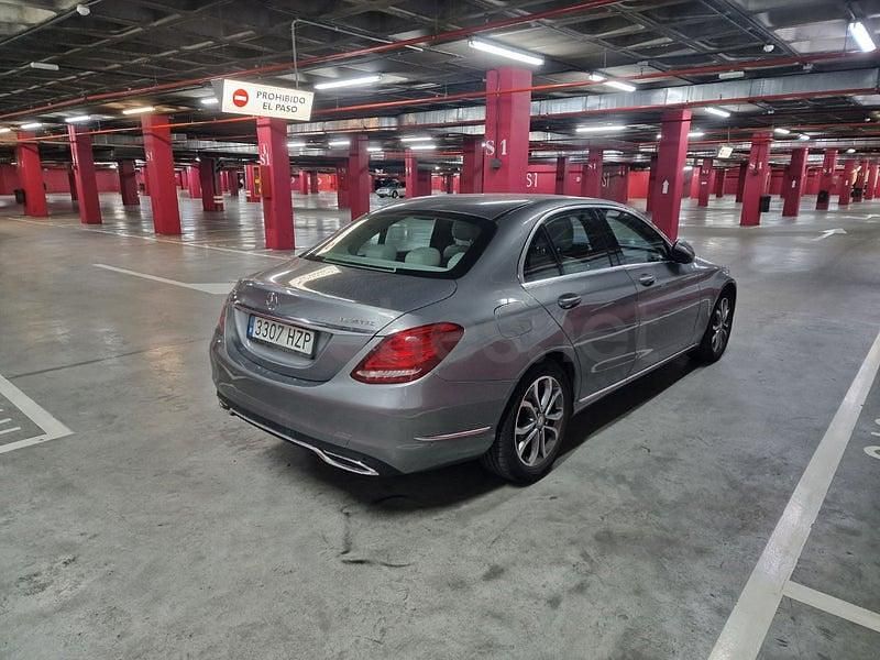 Usado Mercedes C220 Avantgarde 170 CV (125 kW) 2015 Gris / plata Berlina