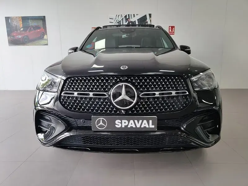 Occasion Mercedes GLE300 269 PK (197 kW) 2024 Zwart SUV