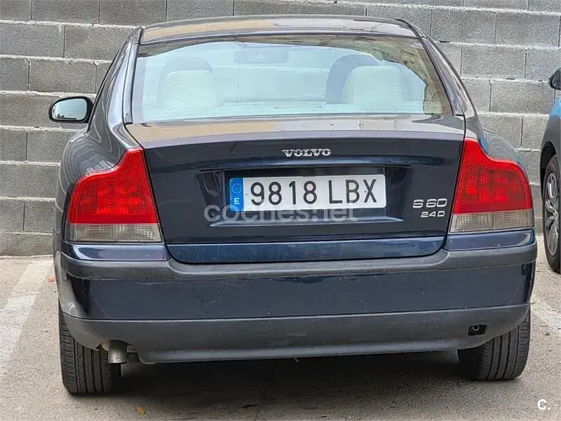 Occasion Volvo S60 130 PK (95 kW) 2002 Zwart Sedan