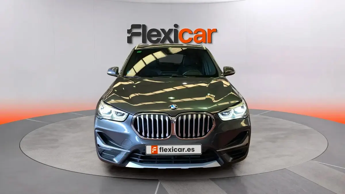 Usado BMW X1 140 CV (102 kW) 2020 Gris SUV