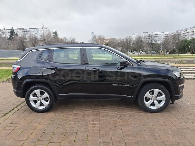 Usado Jeep Compass Night Eagle 140 CV (102 kW) 2018 Negro SUV