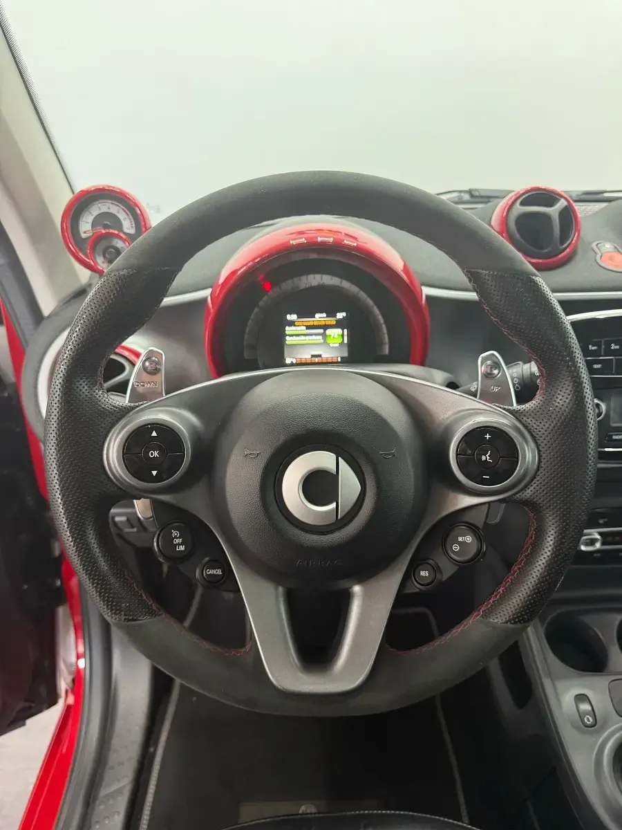 Usado Smart ForTwo Coupé 90 CV (66 kW) 2016 Blanco Coupe