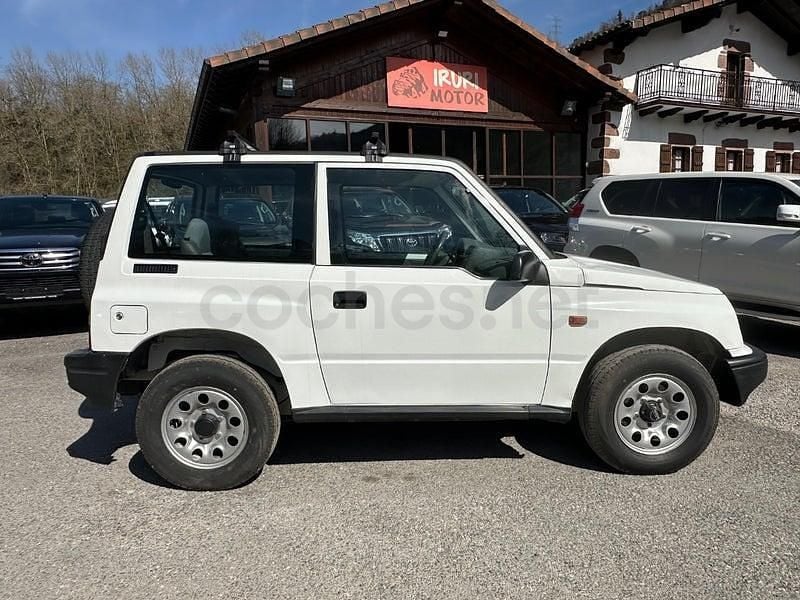 Usado Suzuki Vitara 90 CV (66 kW) 2003 Blanco SUV