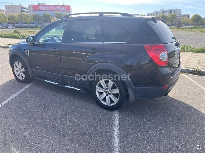 Usado Chevrolet Captiva 150 CV (110 kW) 2007 Negro SUV