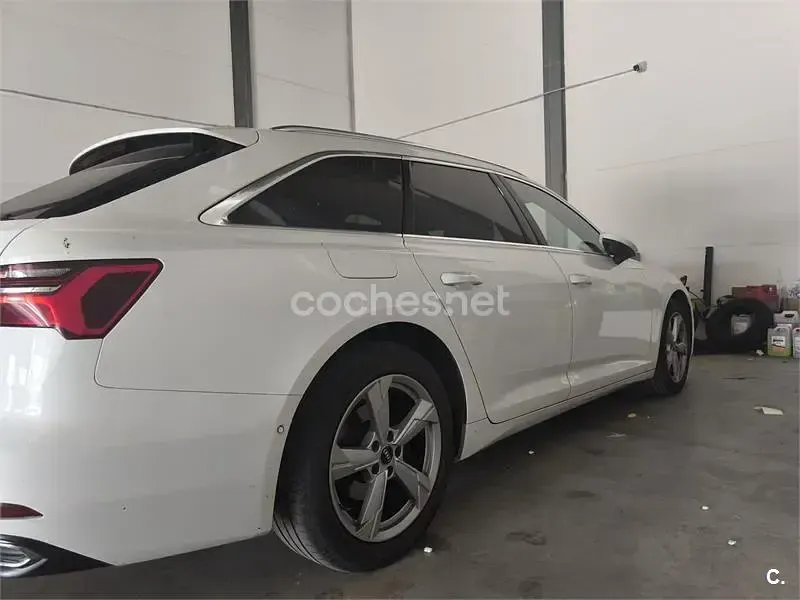 Usado Audi A6 Premium 204 CV (150 kW) 2021 Blanco Familiar