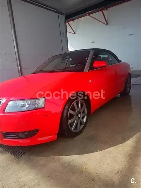 Usado Audi A4 Cabriolet 163 CV (119 kW) 2005 Rojo Descapotable
