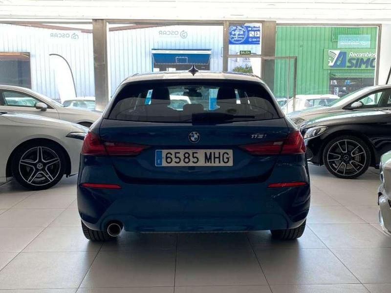 Usado BMW 118 Comfort Edition 136 CV (100 kW) 2023 Azul Utilitario