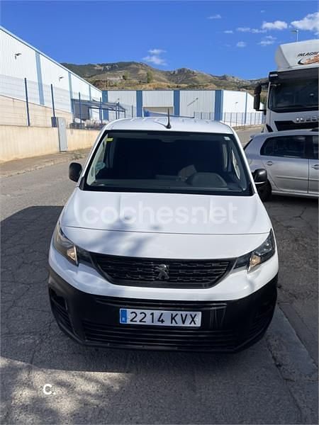 Blanco Usado 2016 Peugeot Partner Tepee Style Monovolumen | 9300 € (Super precio) - Imagen 1/1