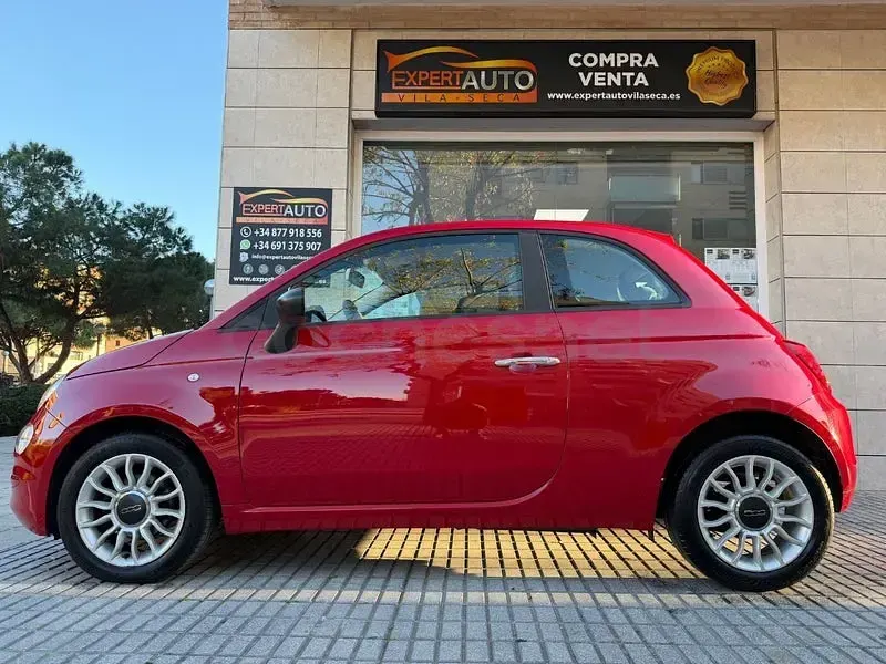 Occasion Fiat 500 Lounge 105 PK (77 kW) 2018 Rood Sedan