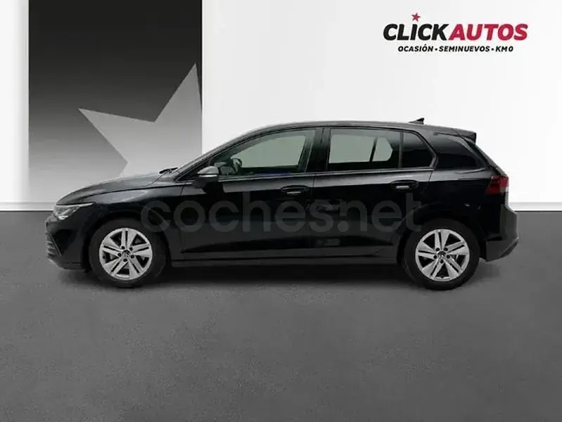 Usado VW Golf VIII Life 110 CV (80 kW) 2023 Negro Berlina