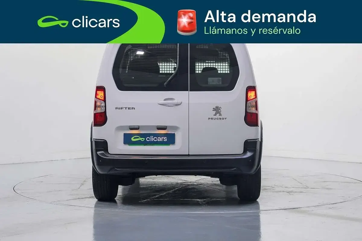 Usado Peugeot Rifter Business-Line 102 CV (75 kW) 2023 Blanco Monovolumen